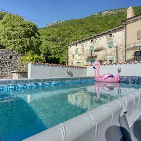 Ferienlandhaus Zvanya Σπίτι διακοπών