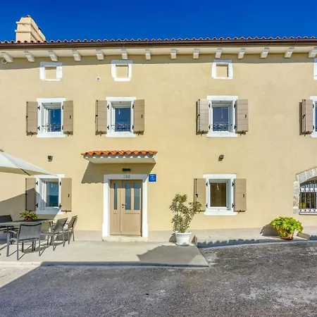 Ferienlandhaus Zvanya Σπίτι διακοπών Kozljak