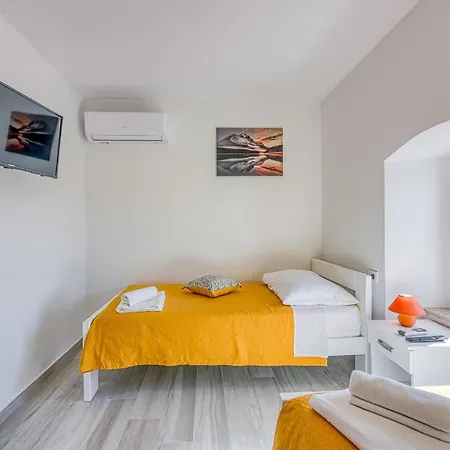 Ferienlandhaus Zvanya * Kozljak